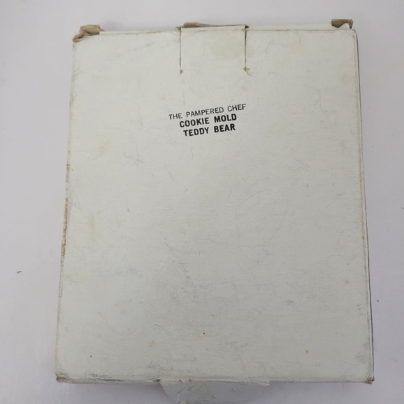 Vintage The Pampered Chef Clay Cookie Mold Teddy Bear 1991 Stoneware With Recipe - Picture 7 of 7
